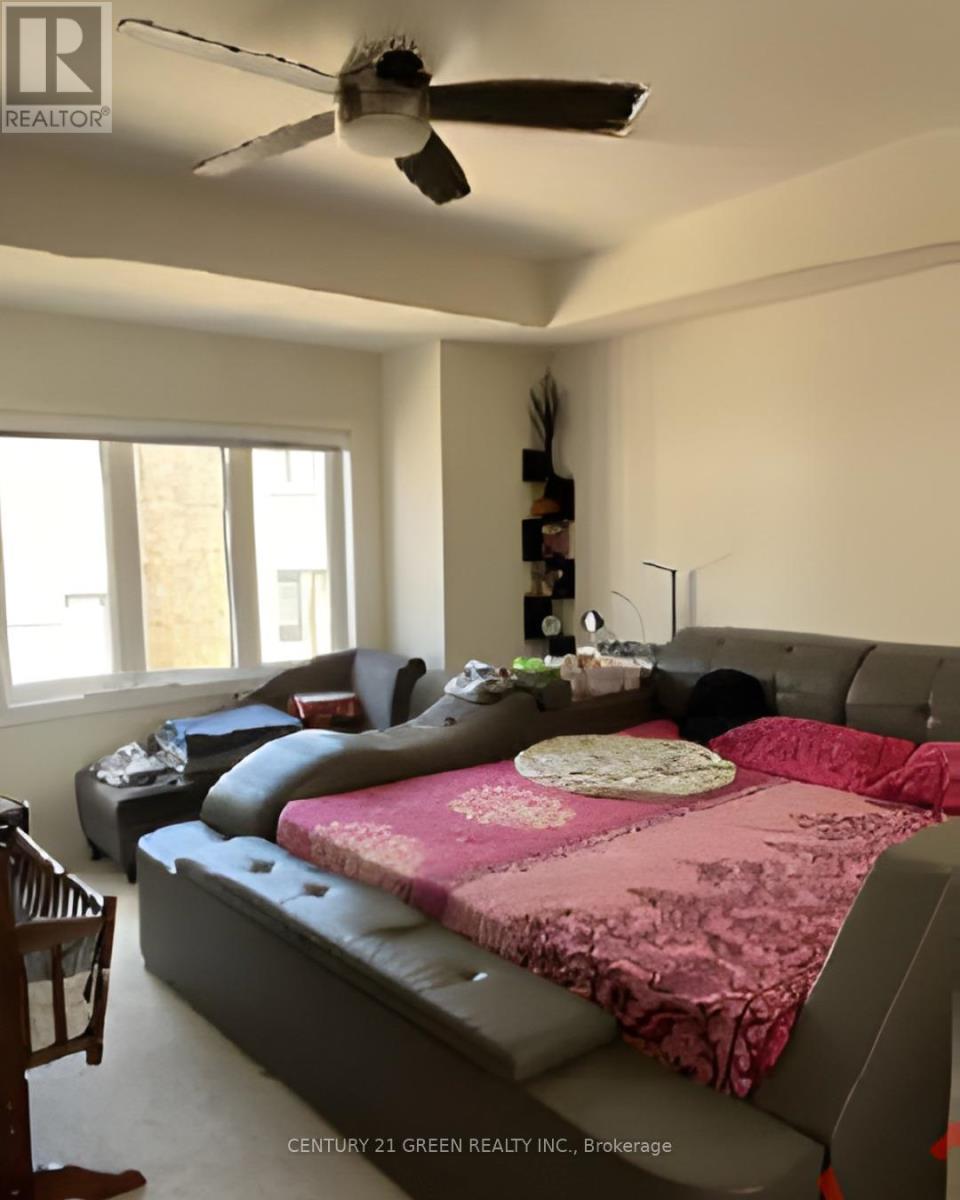 3943 Koenig Road, Burlington, ON