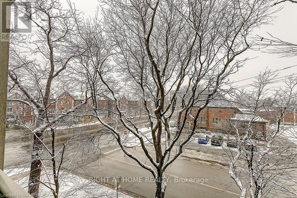 305 - 391 Plains Road E, Burlington, ON - Outdoor