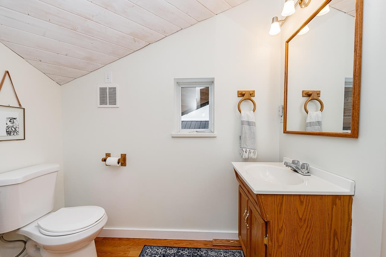 20806 Sakwi Creek Road, Mission, BC - Indoor Photo Showing Bathroom