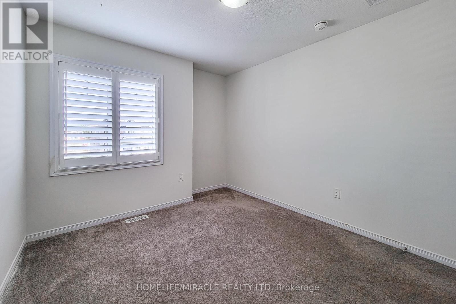 63 Magdalena Street, Hamilton, ON - Indoor Photo Showing Other Room