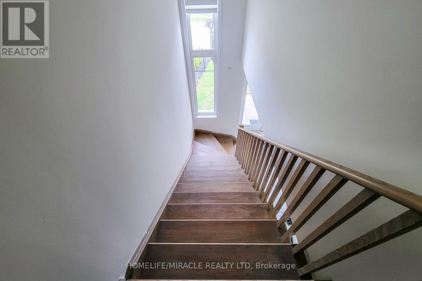 63 Magdalena Street, Hamilton, ON - Indoor Photo Showing Other Room