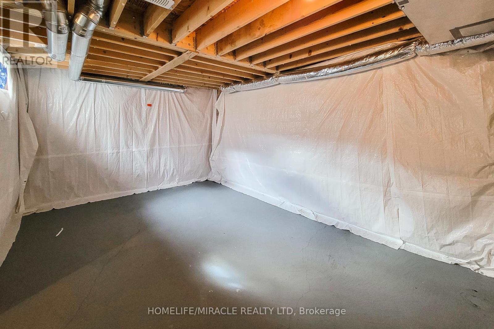 63 Magdalena Street, Hamilton, ON - Indoor Photo Showing Basement