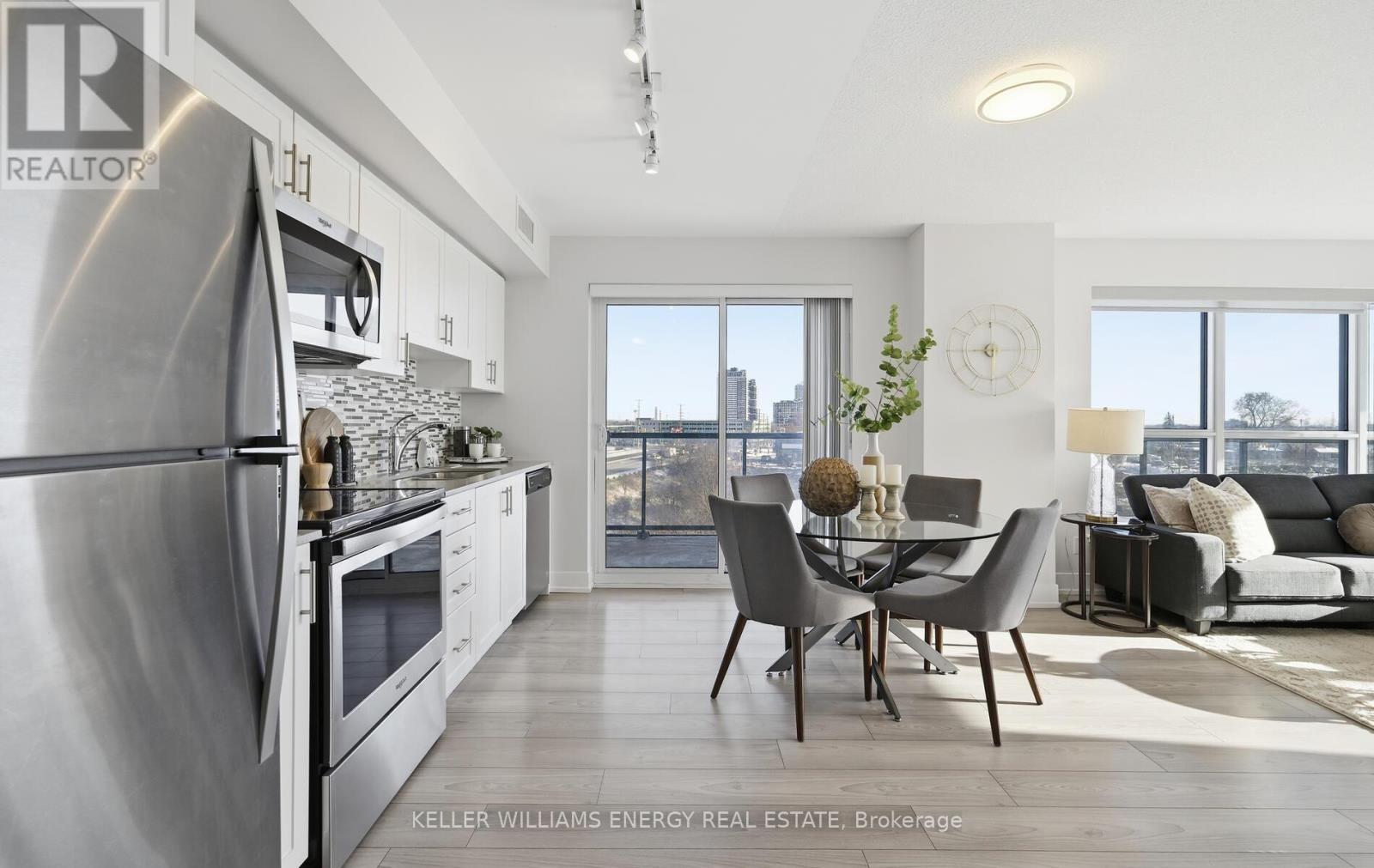 504 - 1255 Bayly Street, Pickering (Bay Ridges), ON