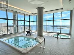 27th floor jacuzzis -