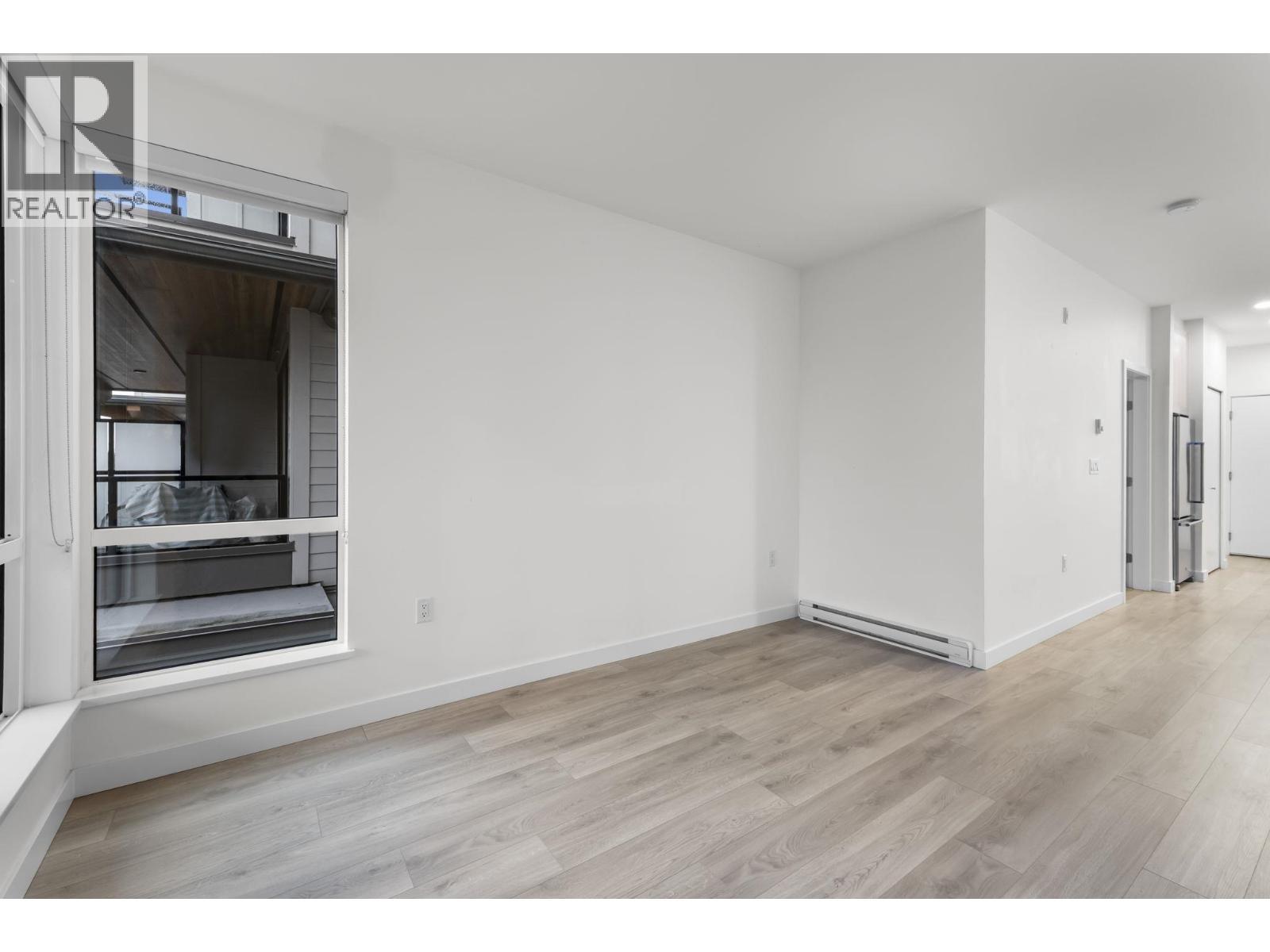 510 7579 16Th Street, Burnaby, BC - Indoor Photo Showing Other Room