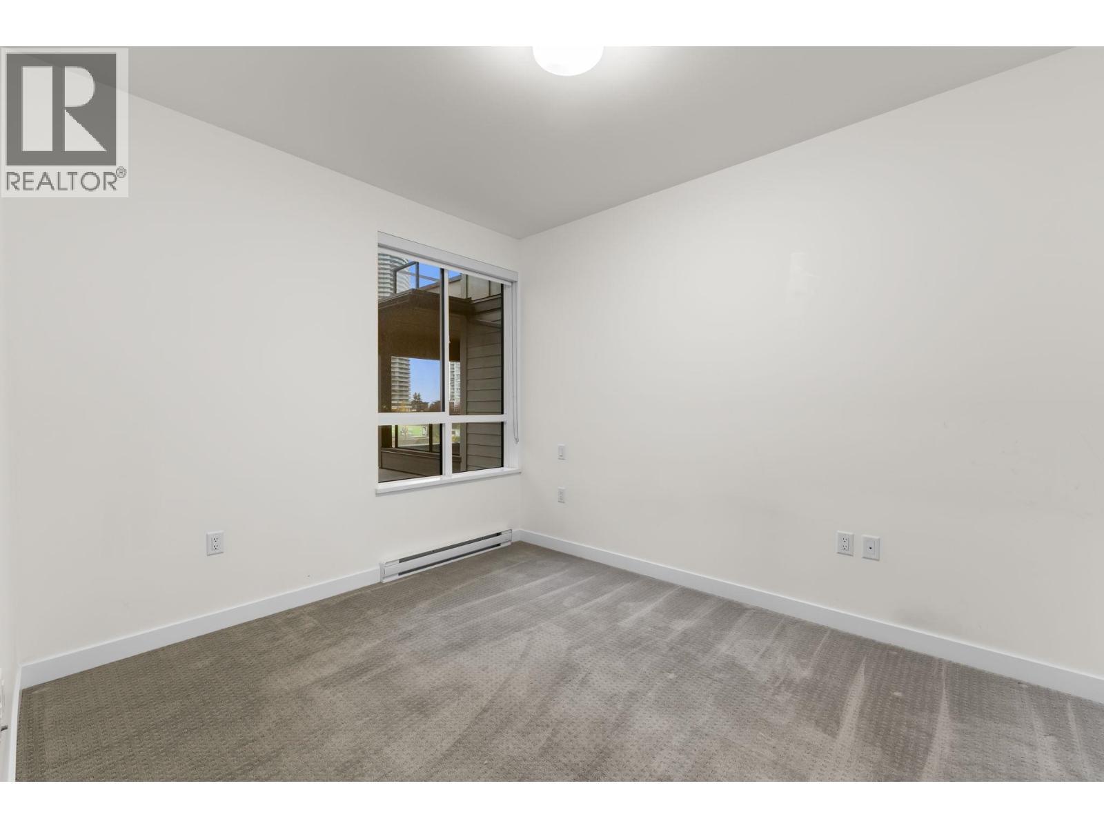 510 7579 16Th Street, Burnaby, BC - Indoor Photo Showing Other Room