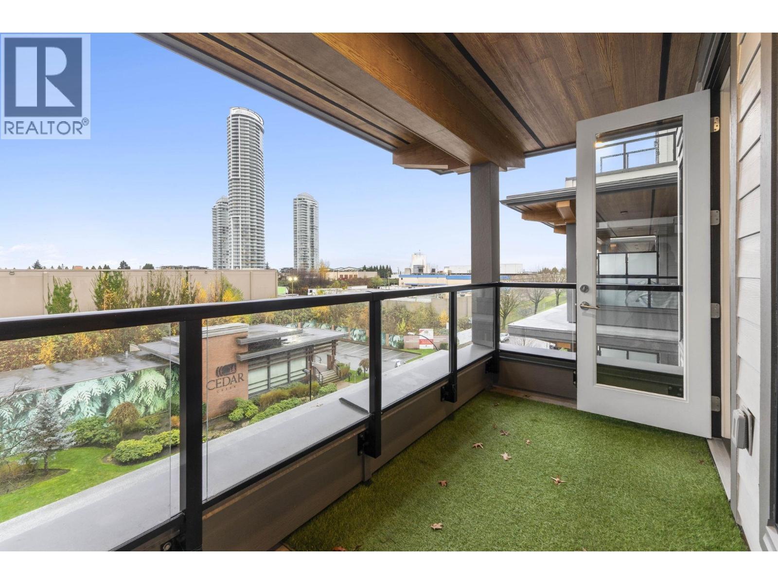 510 7579 16Th Street, Burnaby, BC - Outdoor With Exterior