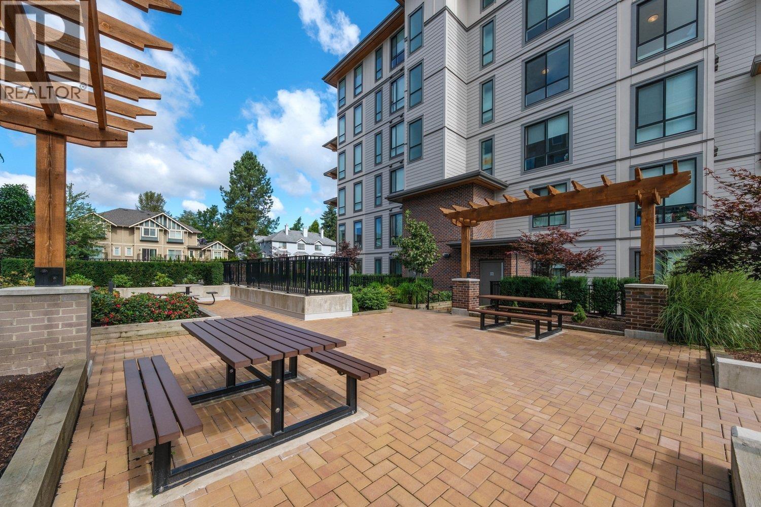 510 7579 16Th Street, Burnaby, BC - Outdoor