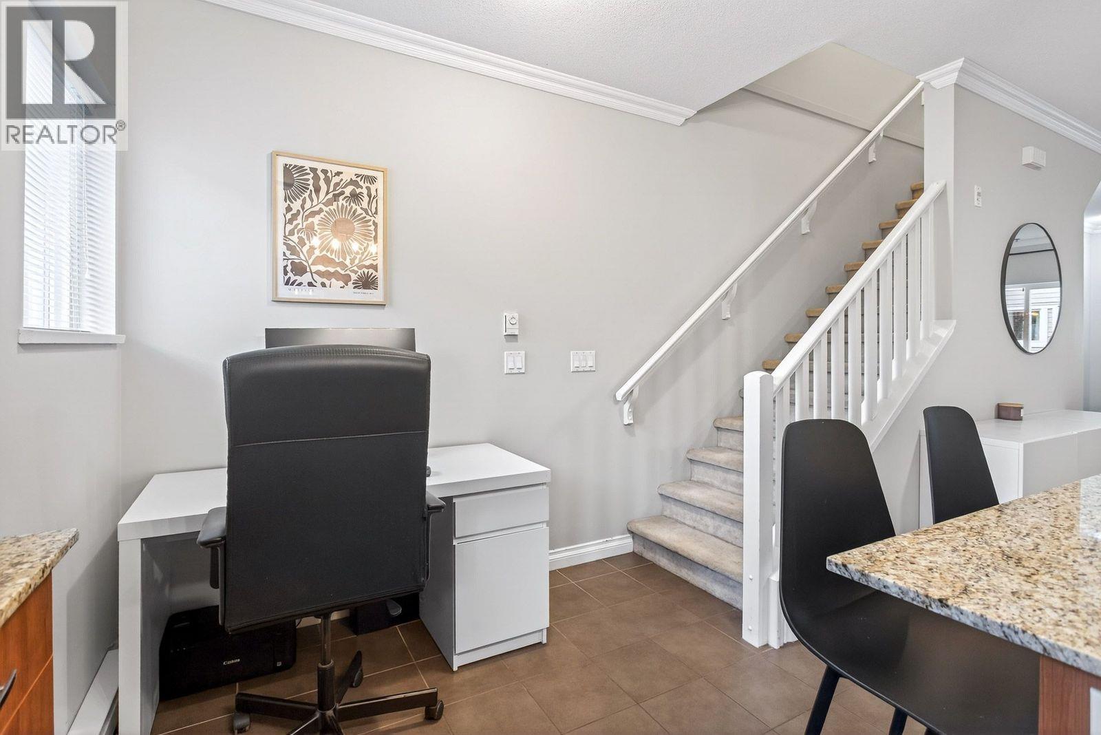 611 1661 Fraser Avenue, Port Coquitlam, BC - Indoor Photo Showing Office