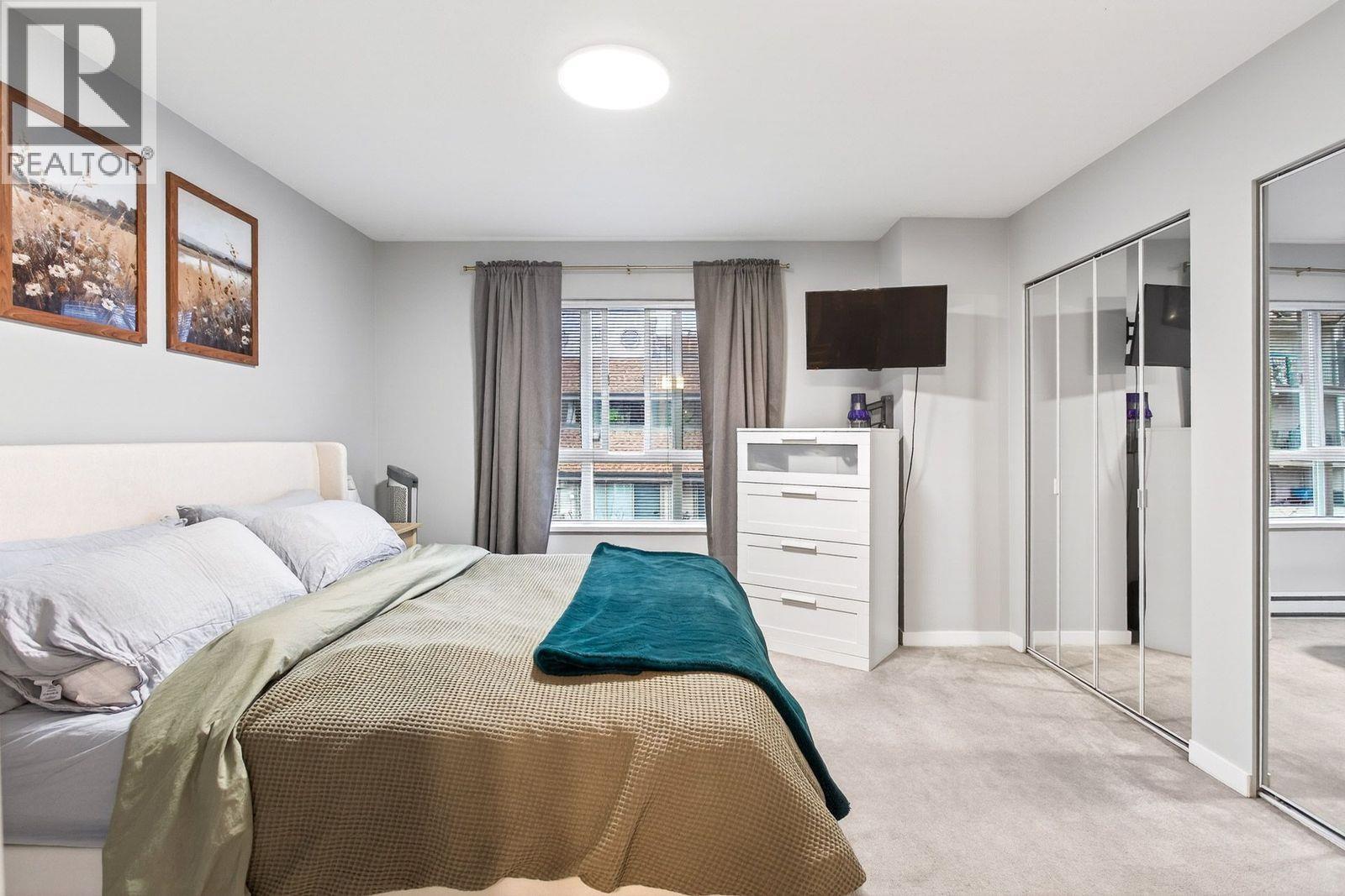 611 1661 Fraser Avenue, Port Coquitlam, BC - Indoor Photo Showing Bedroom