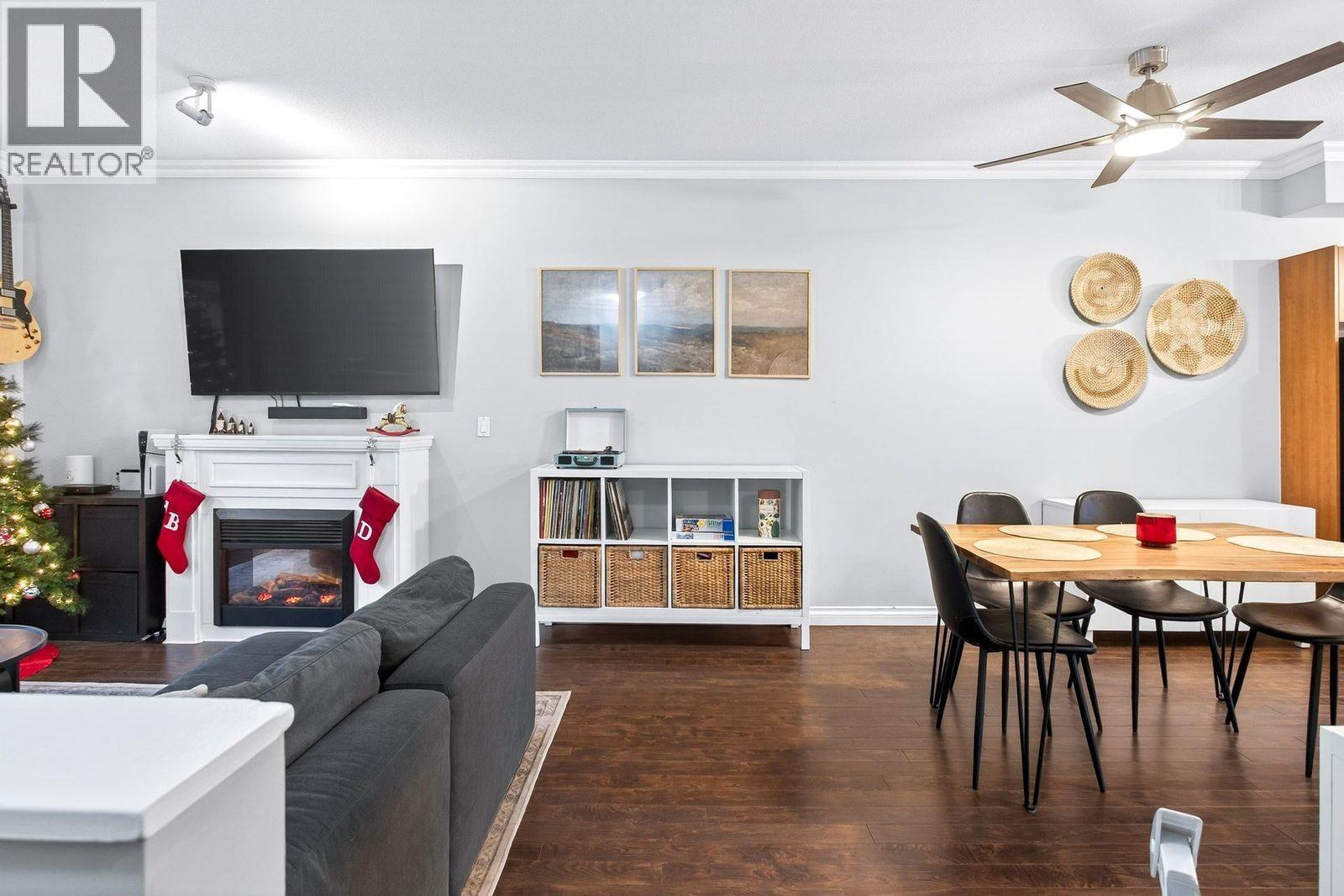 611 1661 Fraser Avenue, Port Coquitlam, BC - Indoor Photo Showing Other Room With Fireplace