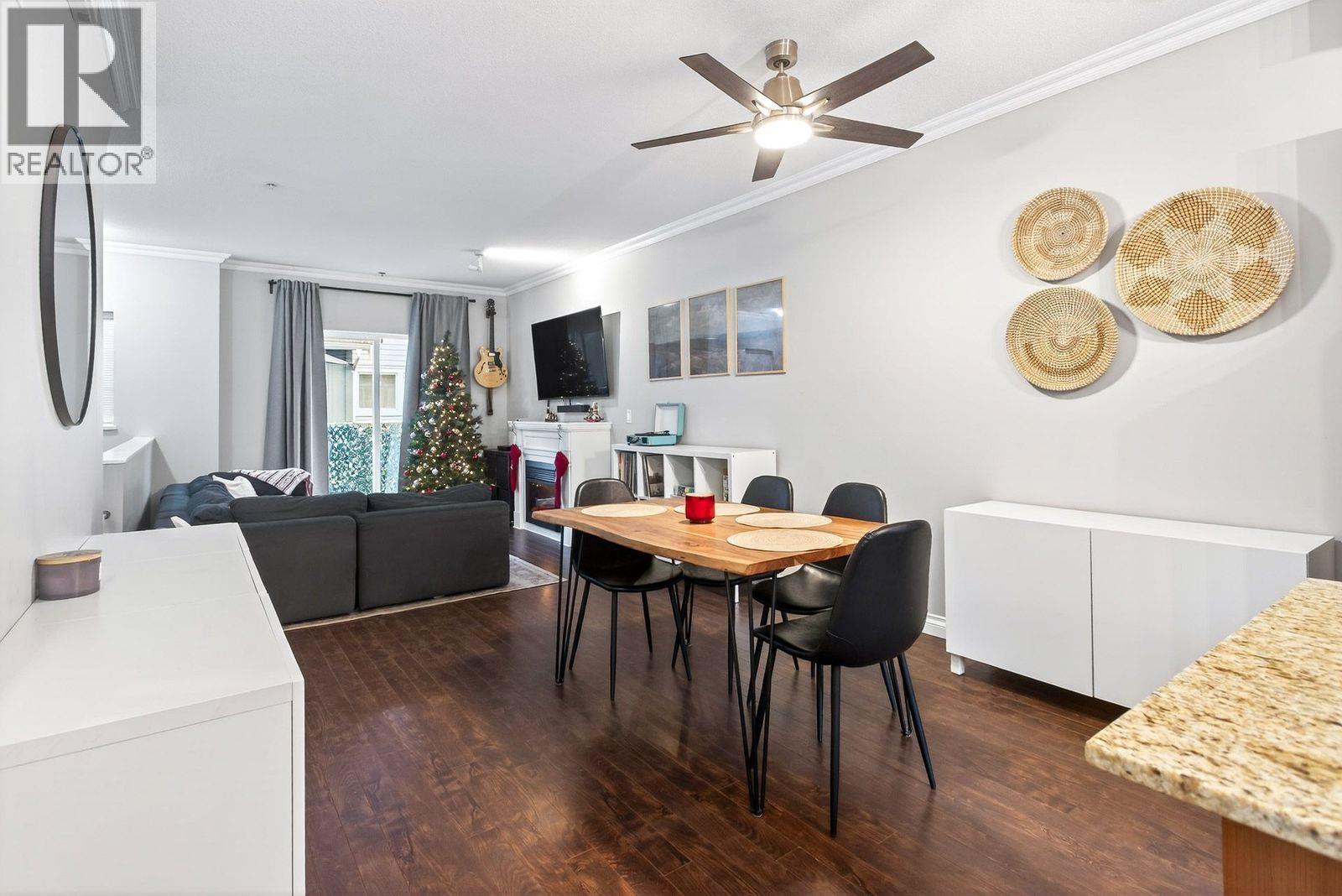 611 1661 Fraser Avenue, Port Coquitlam, BC - Indoor Photo Showing Dining Room