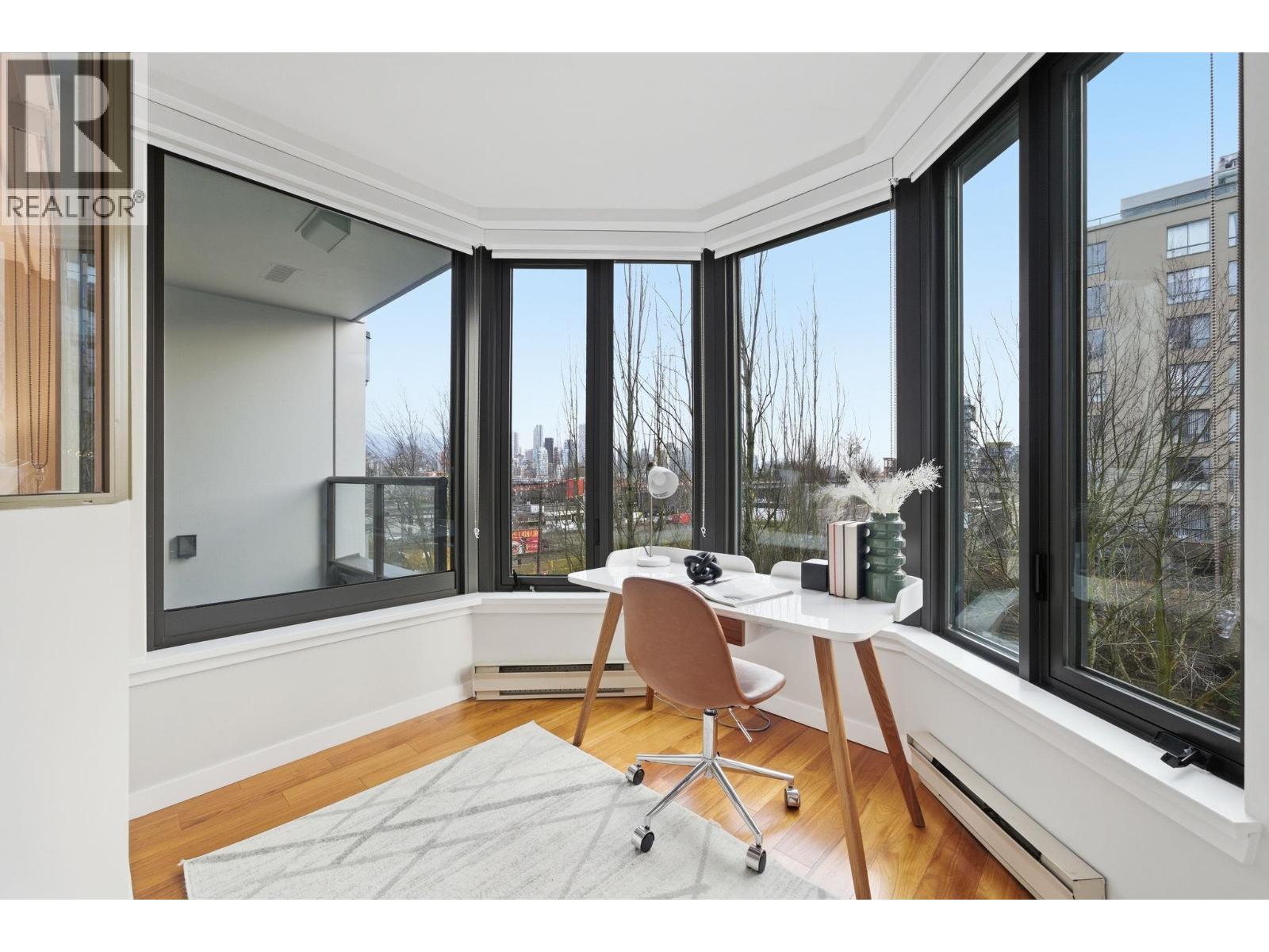 408 2201 Pine Street, Vancouver, BC - Indoor