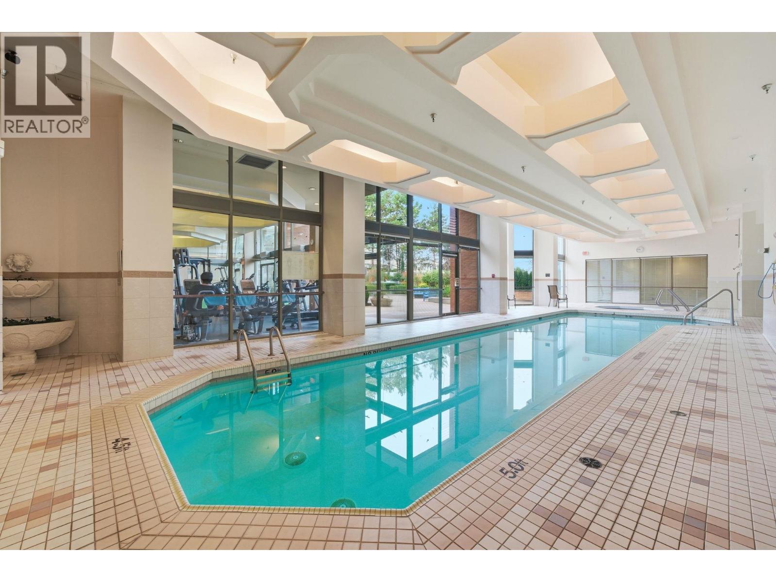 408 2201 Pine Street, Vancouver, BC - Indoor Photo Showing Other Room With In Ground Pool