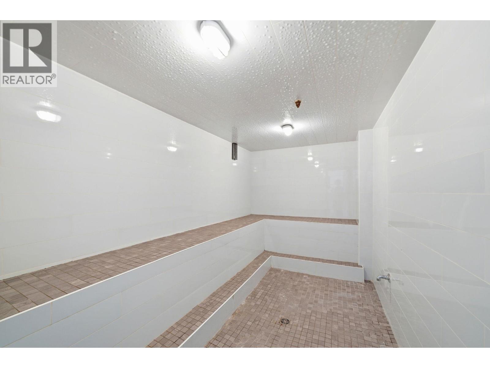 408 2201 Pine Street, Vancouver, BC - Indoor Photo Showing Other Room