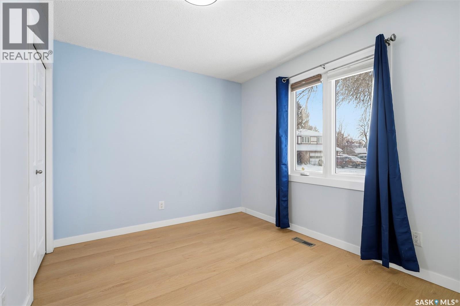 19 Barr Place, Saskatoon, SK - Indoor Photo Showing Other Room