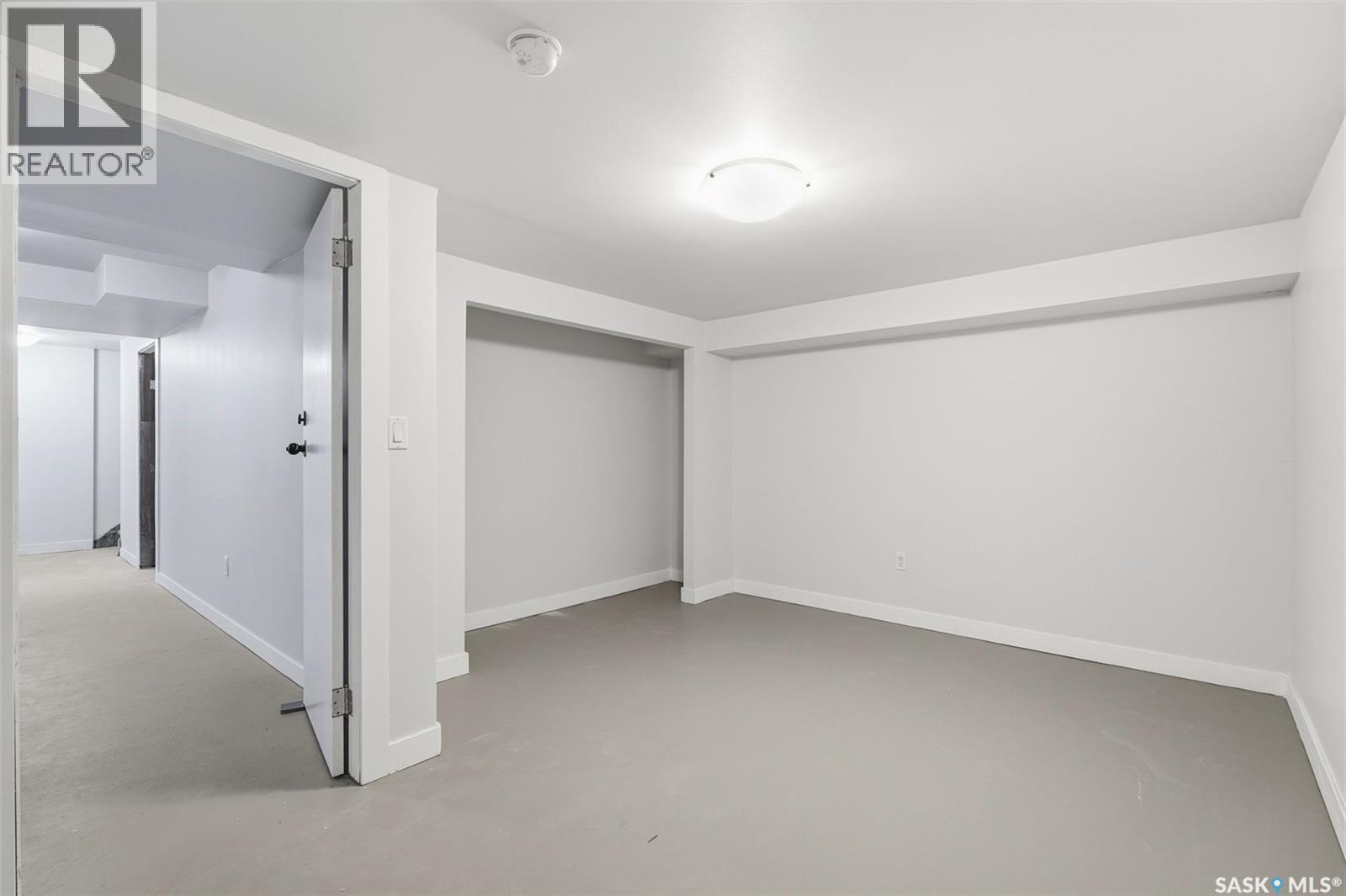 19 Barr Place, Saskatoon, SK - Indoor Photo Showing Other Room