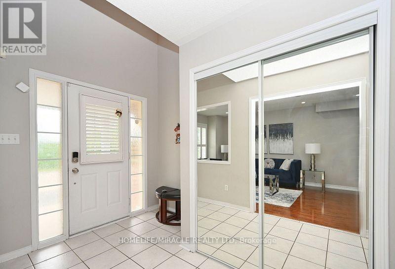 13 Galveston Crescent, Brampton, ON - Indoor Photo Showing Other Room