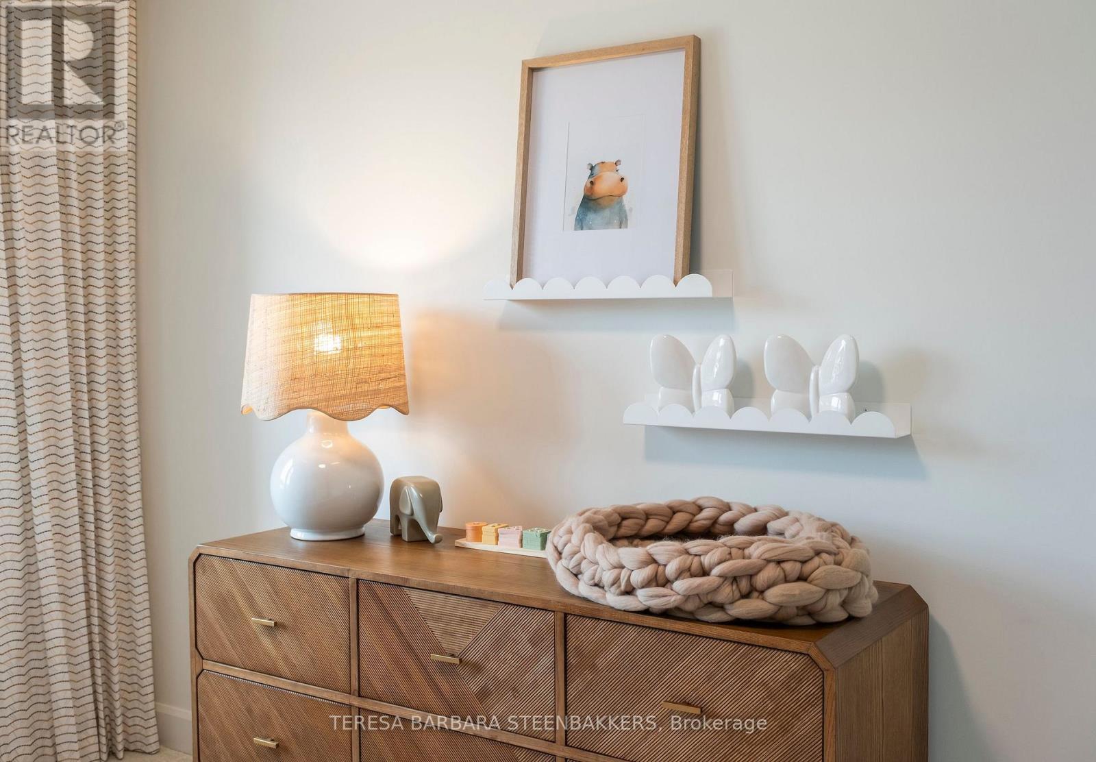 Similar Model - 1063 Acoustic Way, Ottawa, ON - Indoor