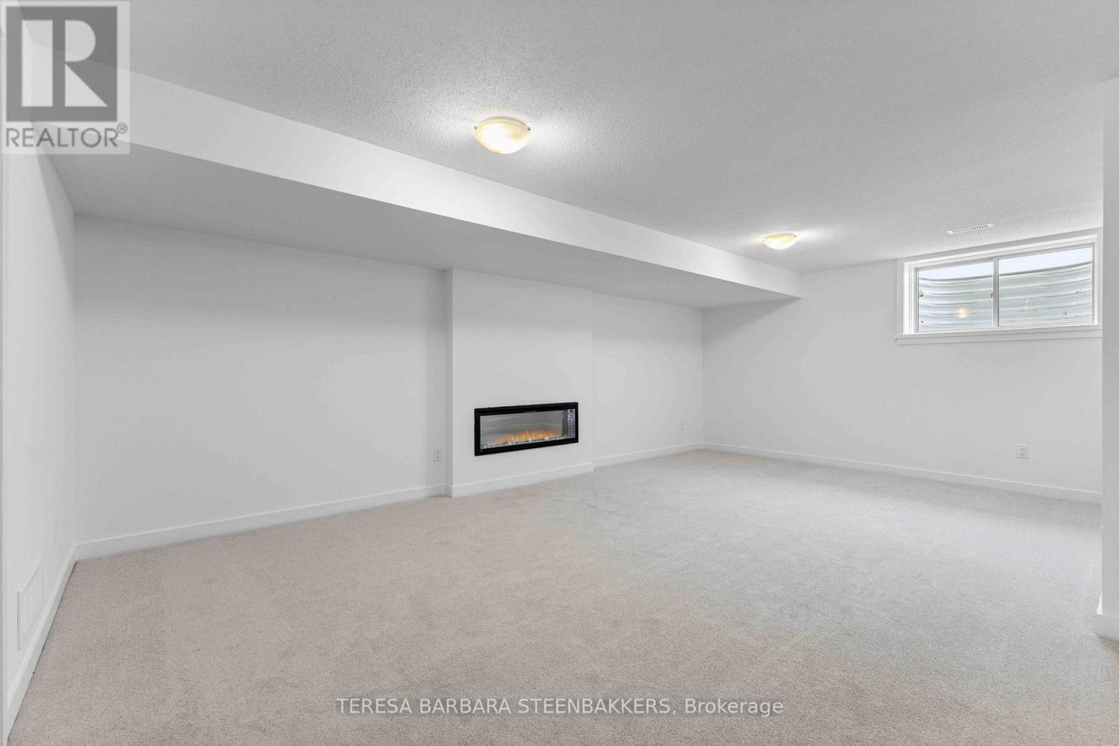 1063 Acoustic Way, Ottawa, ON - Indoor