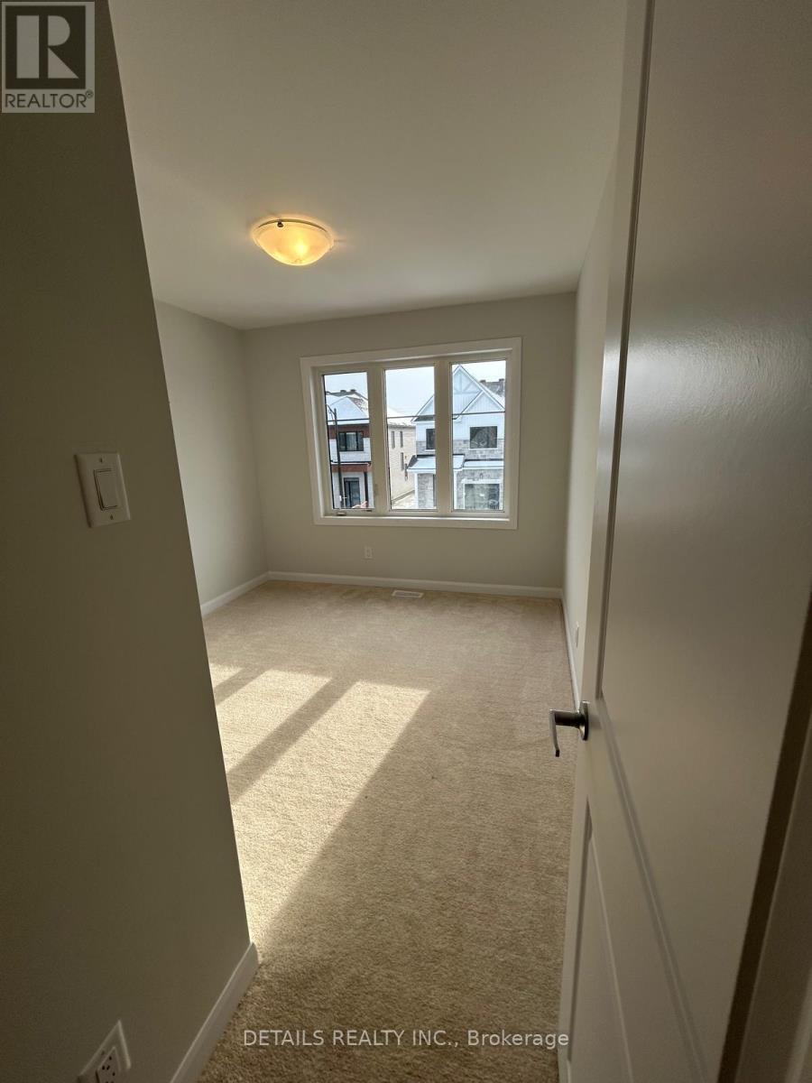 Bedroom #2 - 746 Fairline Row, Ottawa, ON - Indoor Photo Showing Other Room