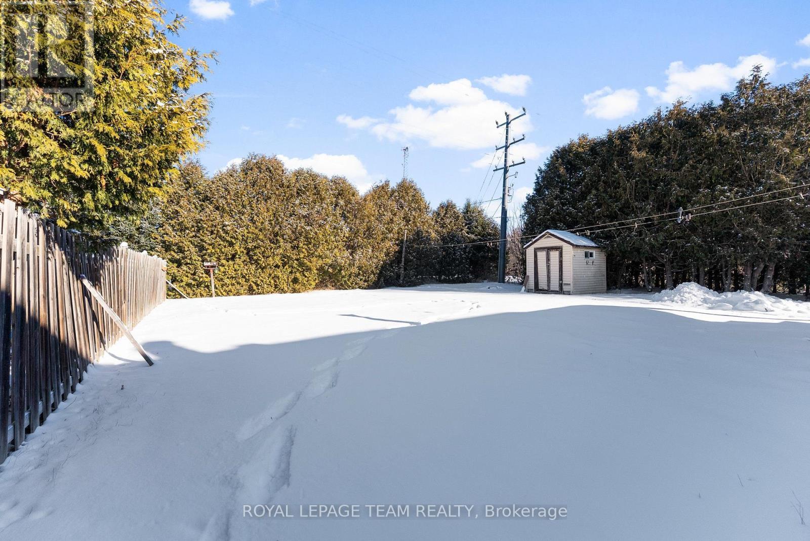 21 Philip Street, Madawaska Valley, ON - Outdoor