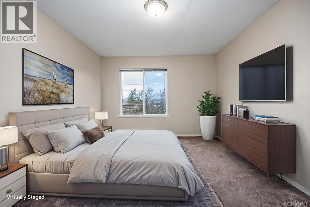 211 130 Back Rd, Courtenay, BC - Indoor Photo Showing Bedroom