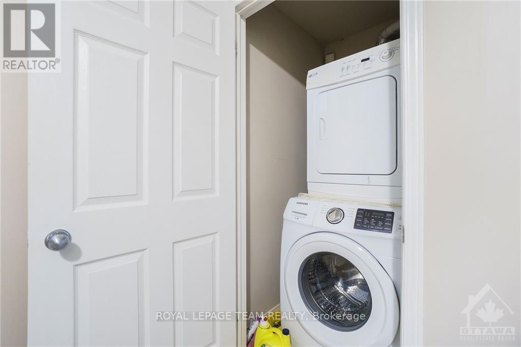 512 Reardon Private N, Ottawa, ON - Indoor Photo Showing Laundry Room