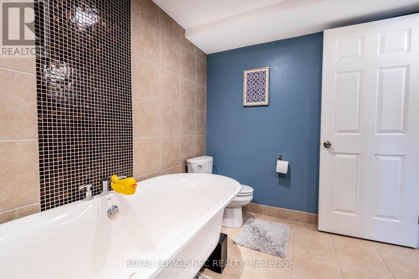 13 Violet Street, St. Catharines (Grapeview), ON