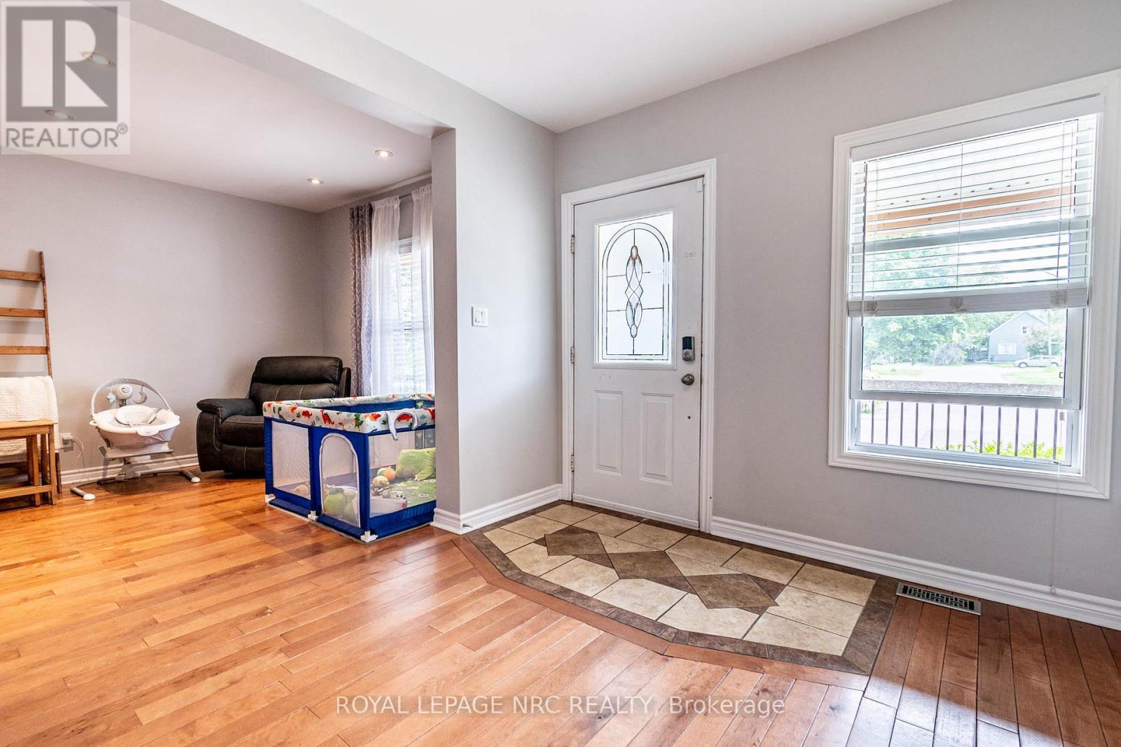 13 Violet Street, St. Catharines (Grapeview), ON