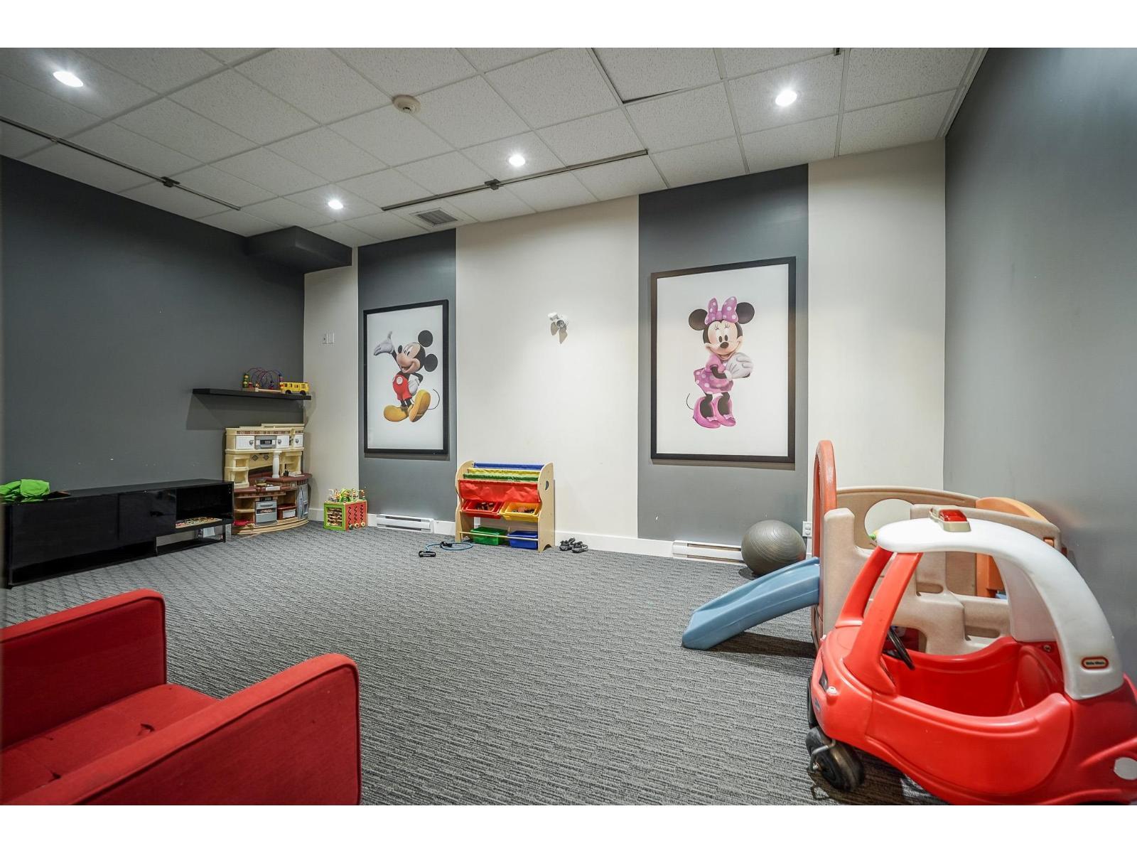 100 6299 144 Street, Surrey, BC - Indoor Photo Showing Basement
