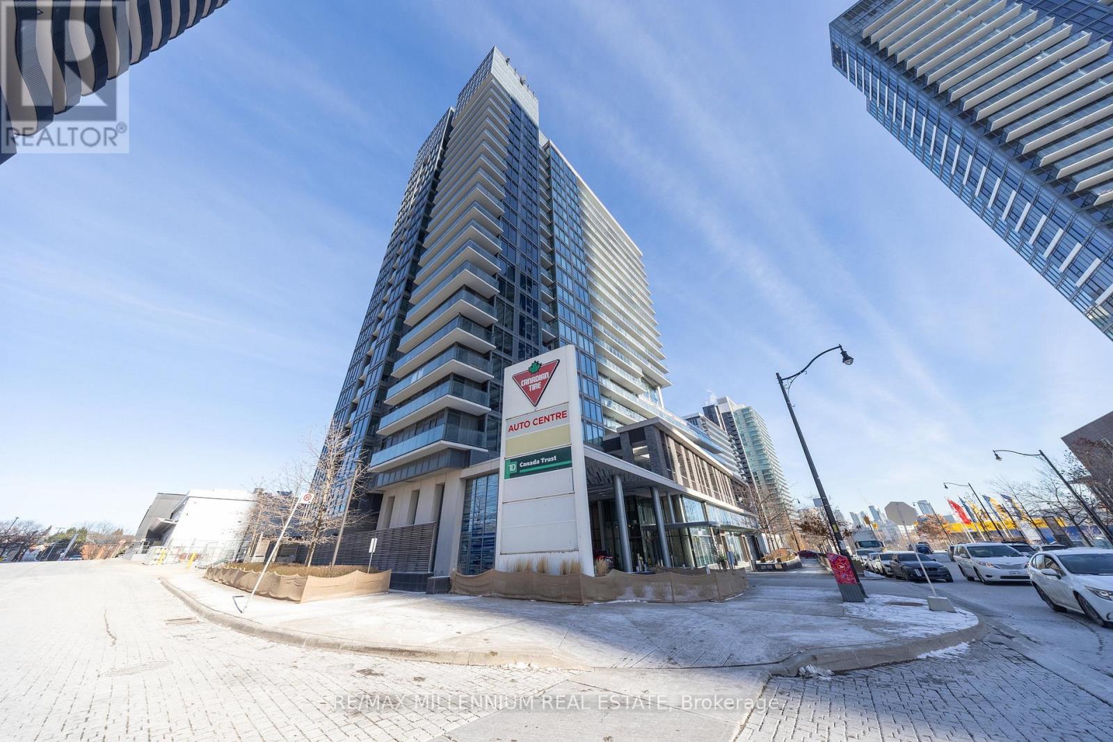 801 - 72 Esther Shiner Boulevard, Toronto, ON - Outdoor