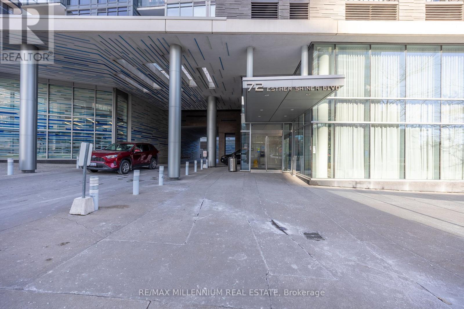 801 - 72 Esther Shiner Boulevard, Toronto, ON - Outdoor