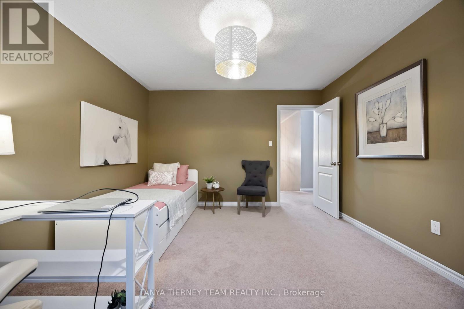 67 Florence Drive, Whitby, ON