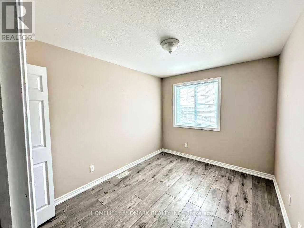 687B Wild Ginger Avenue, Waterloo, ON