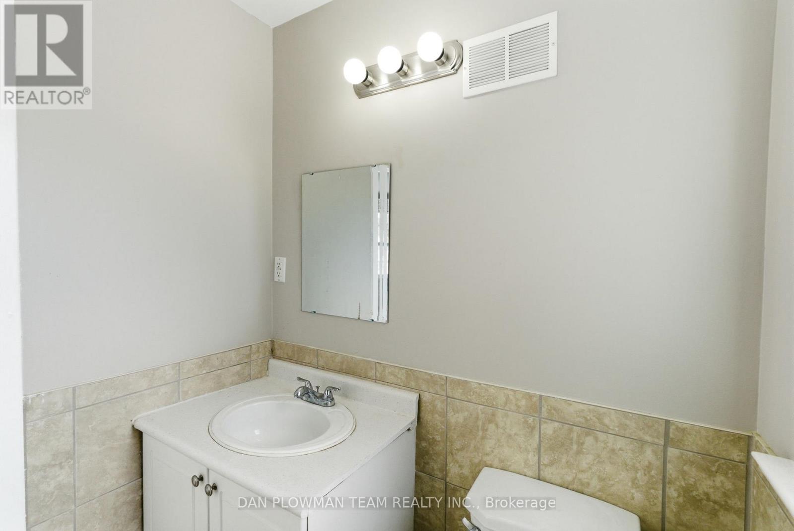 121 Dorset Street E, Port Hope, ON - Indoor Photo Showing Bathroom
