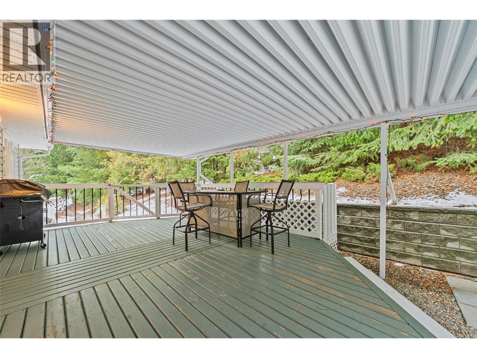2421 Mount Tuam Crescent, Sorrento, BC - Outdoor With Deck Patio Veranda With Exterior