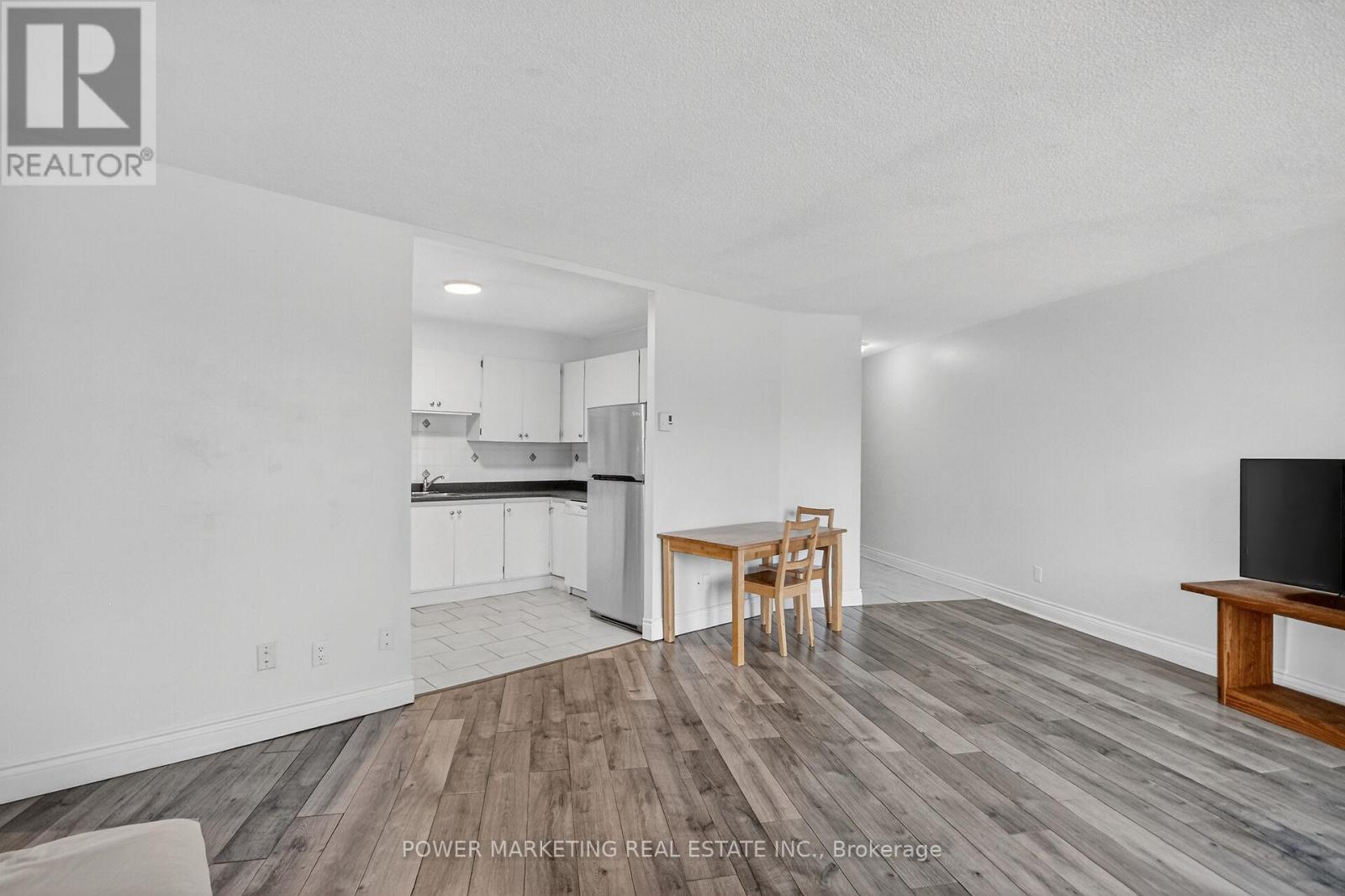 107 - 1380 Prince Of Wales Drive, Ottawa, ON