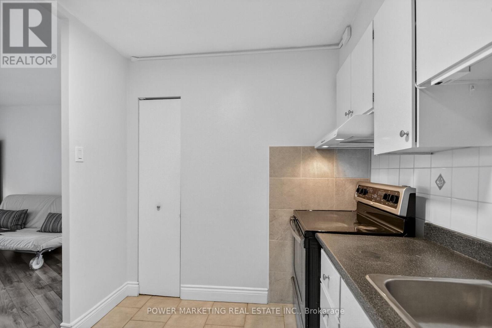 107 - 1380 Prince Of Wales Drive, Ottawa, ON