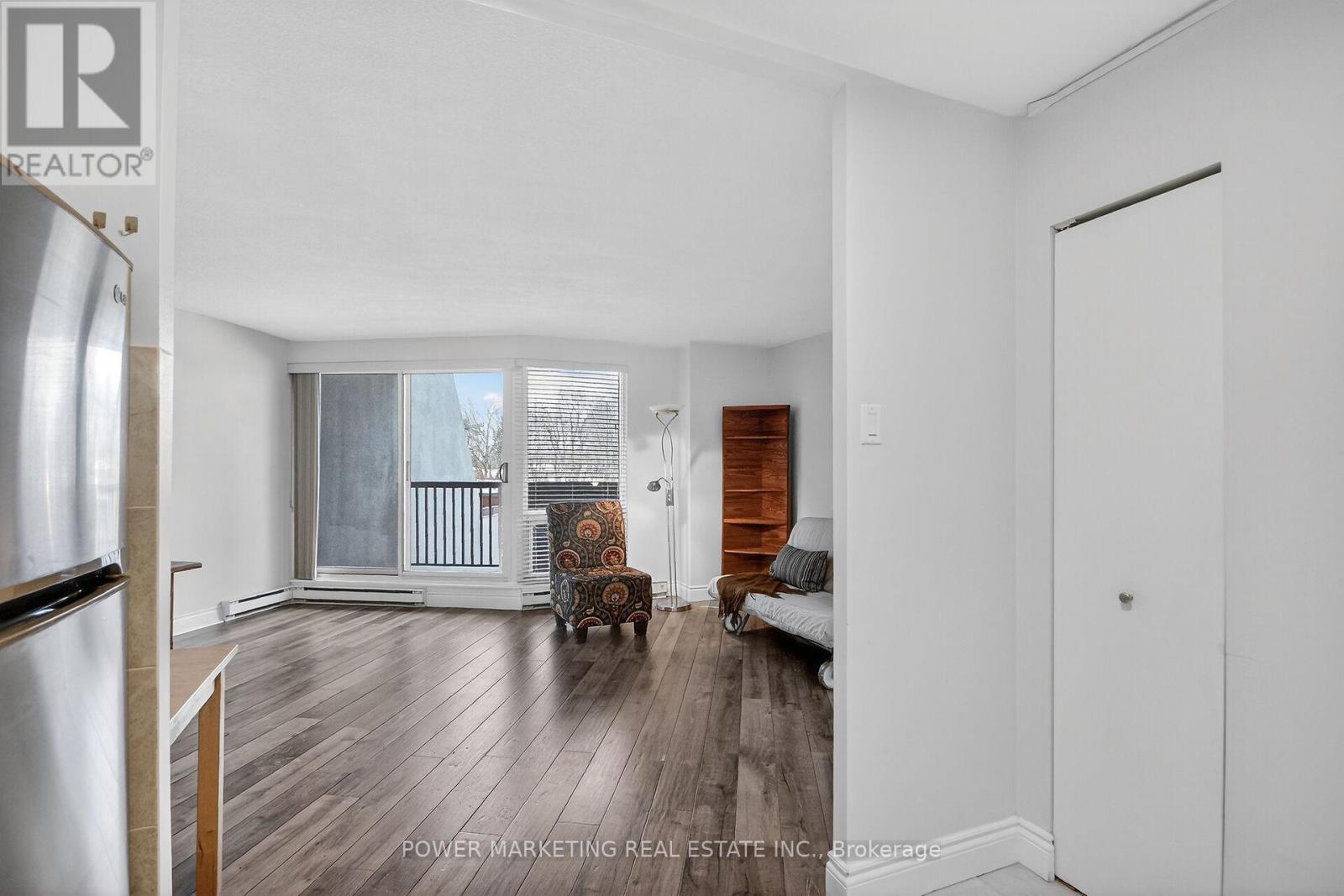 107 - 1380 Prince Of Wales Drive, Ottawa, ON