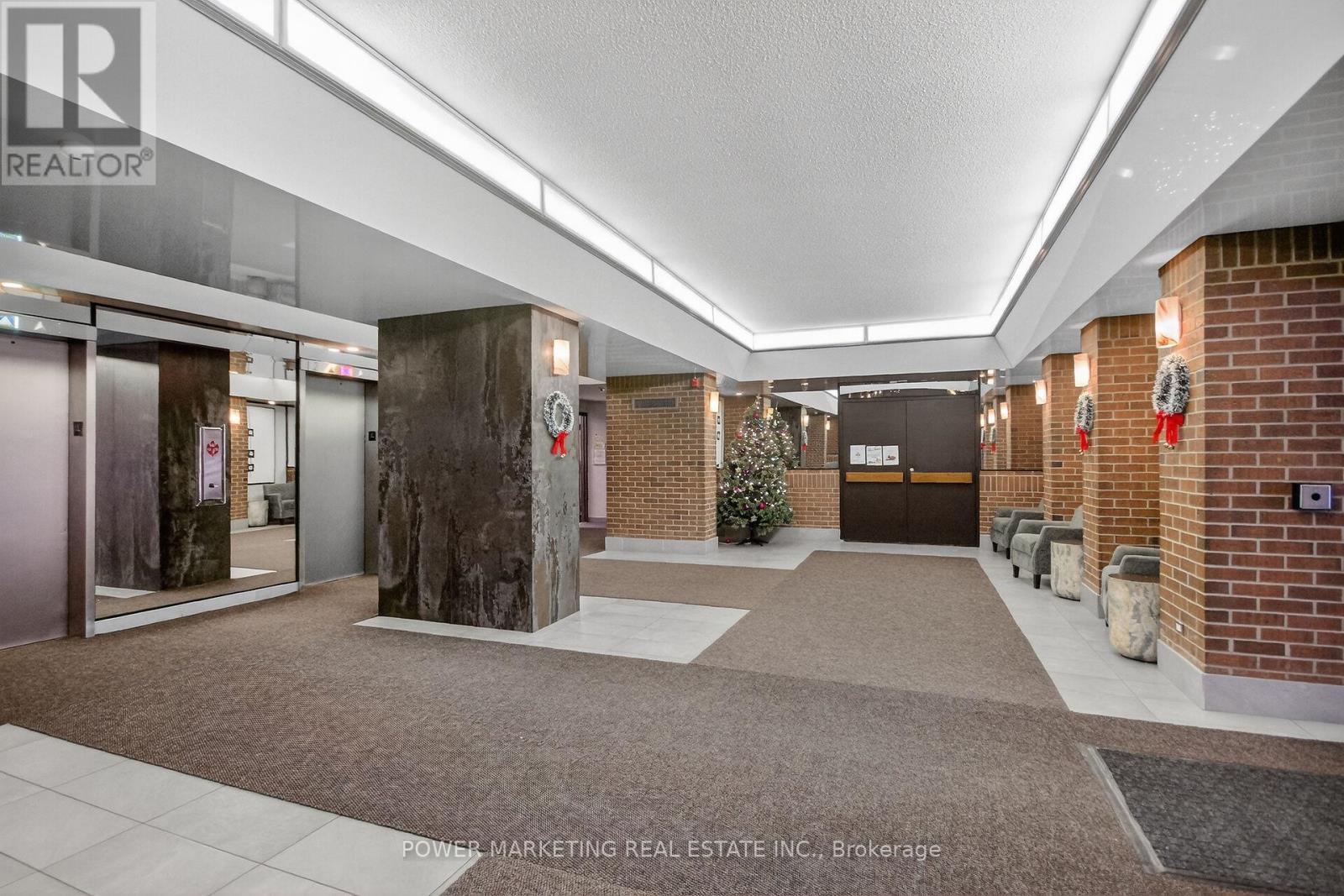 107 - 1380 Prince Of Wales Drive, Ottawa, ON