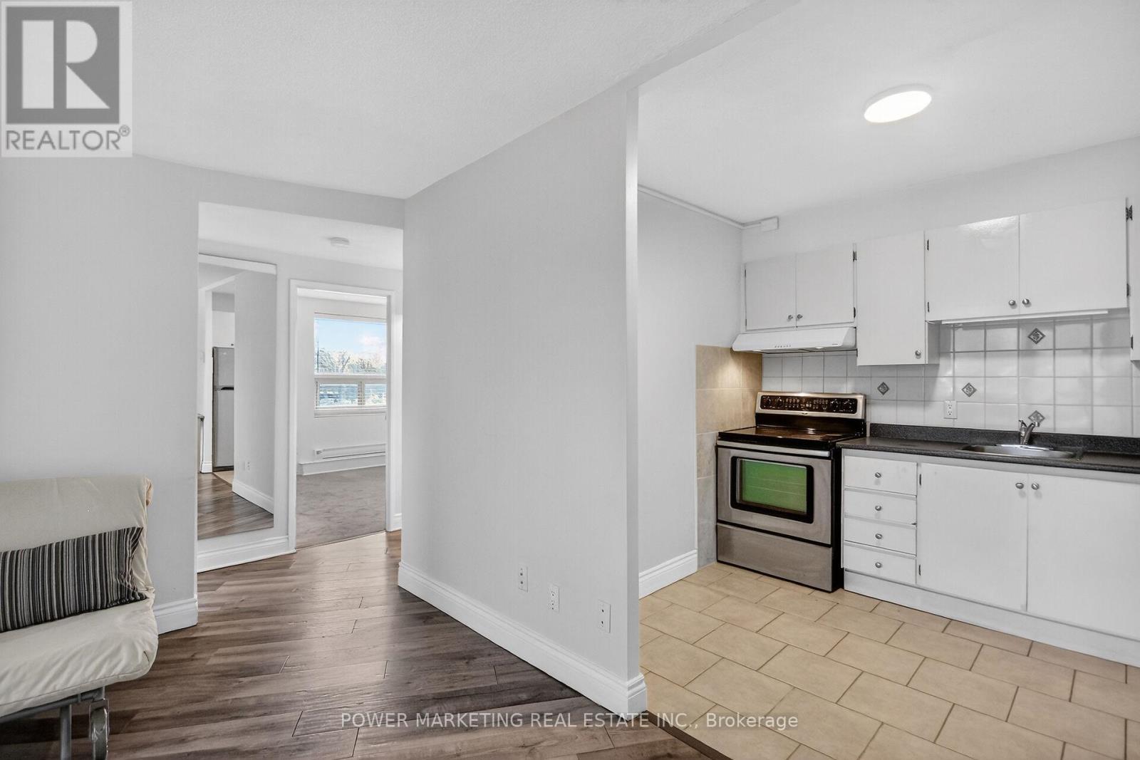 107 - 1380 Prince Of Wales Drive, Ottawa, ON