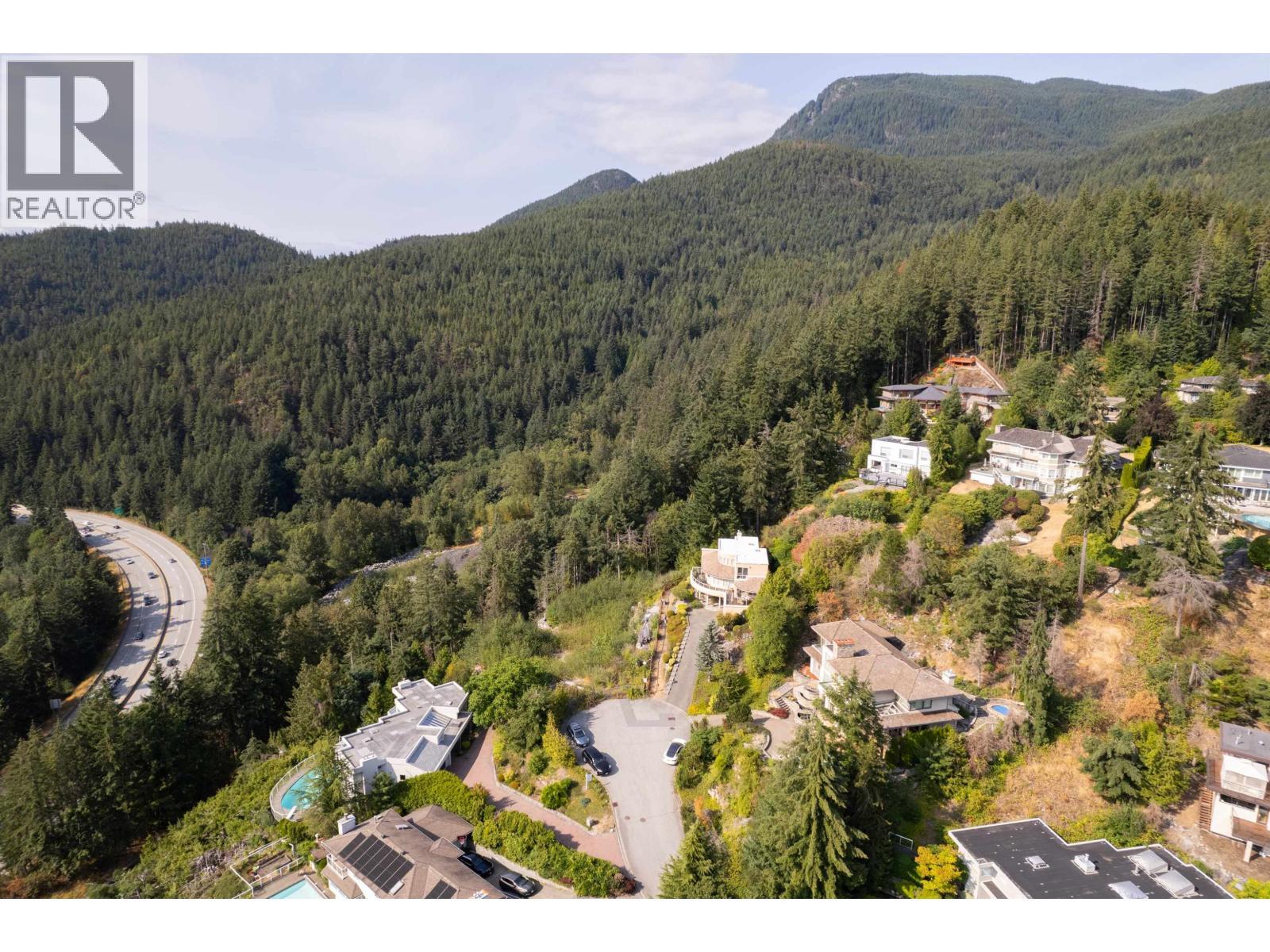 4783 Westwood Place, West Vancouver, BC