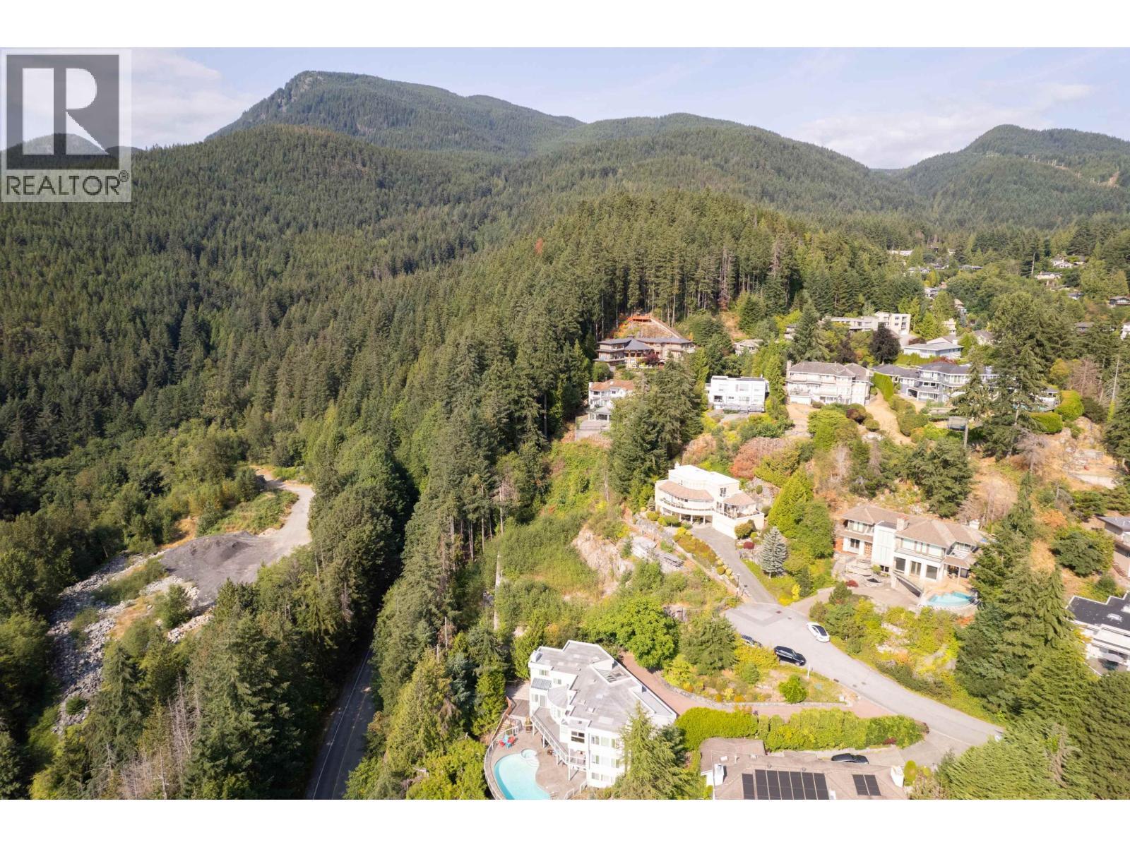 4783 Westwood Place, West Vancouver, BC