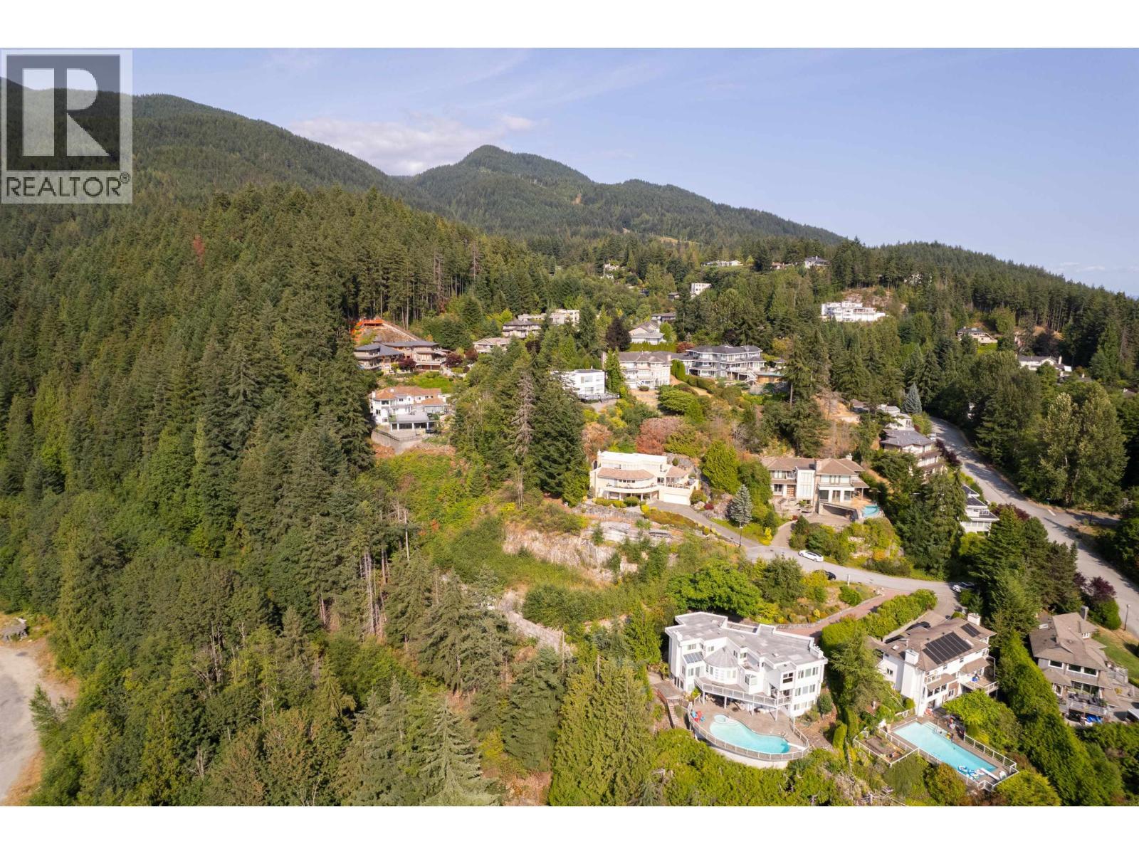4783 Westwood Place, West Vancouver, BC