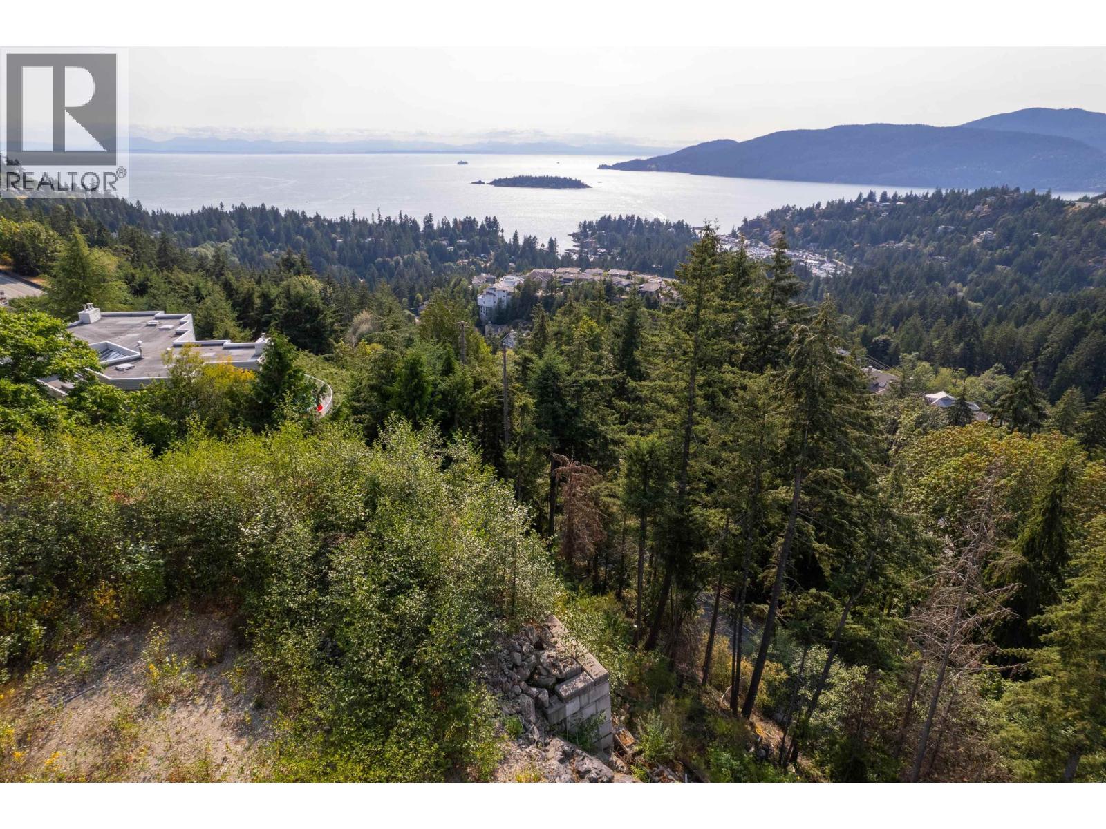 4783 Westwood Place, West Vancouver, BC