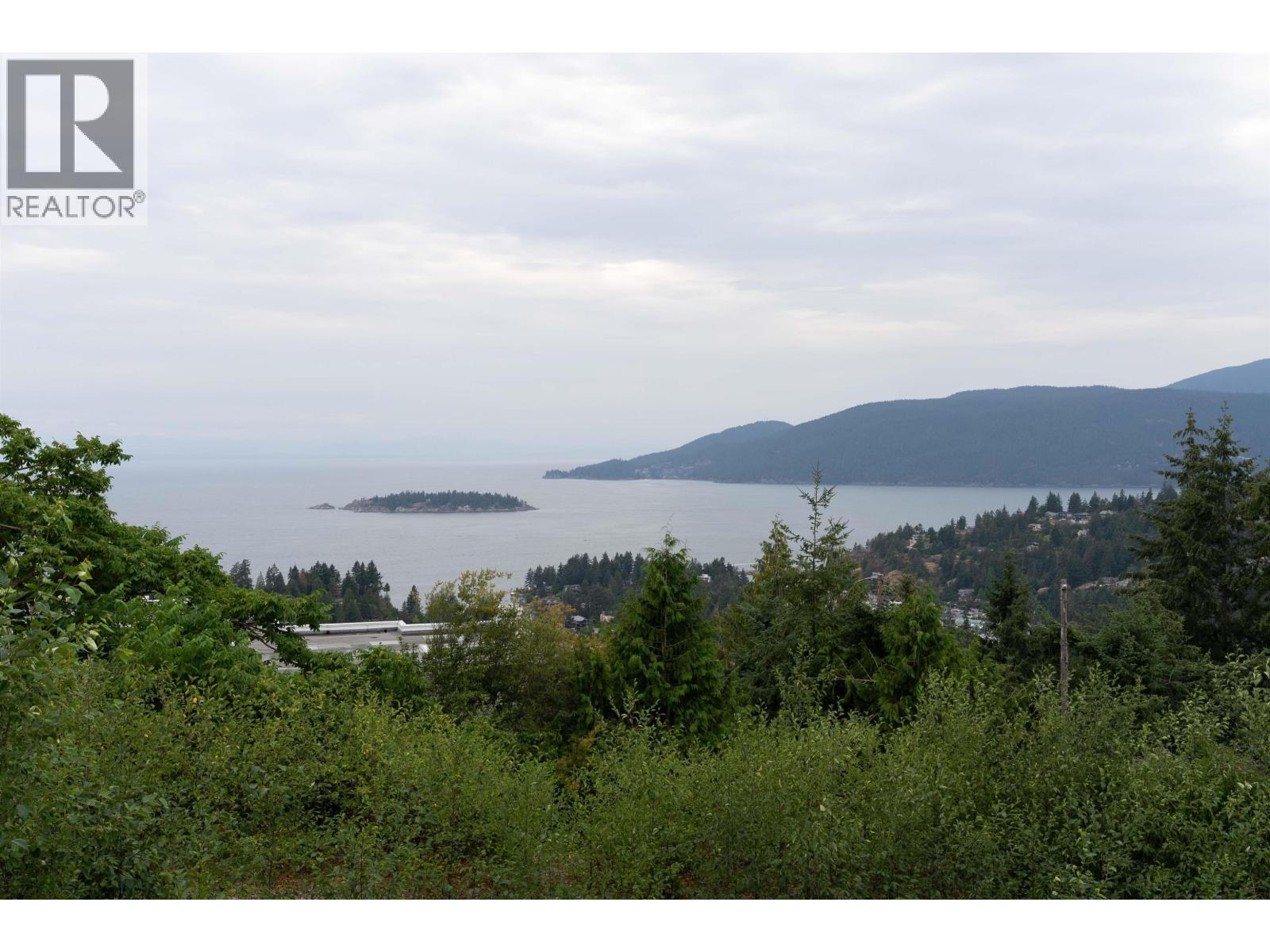 4783 Westwood Place, West Vancouver, BC