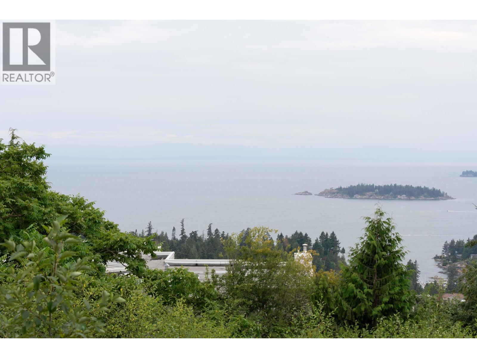 4783 Westwood Place, West Vancouver, BC