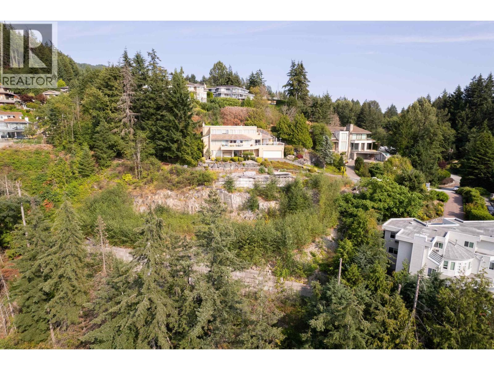 4783 Westwood Place, West Vancouver, BC