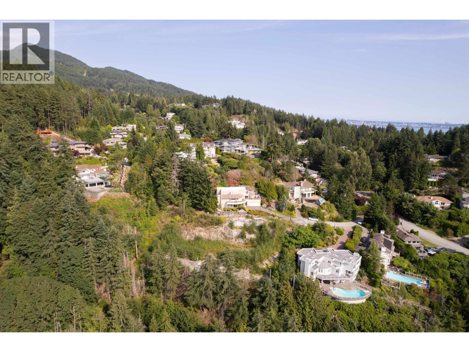 4783 Westwood Place, West Vancouver, BC